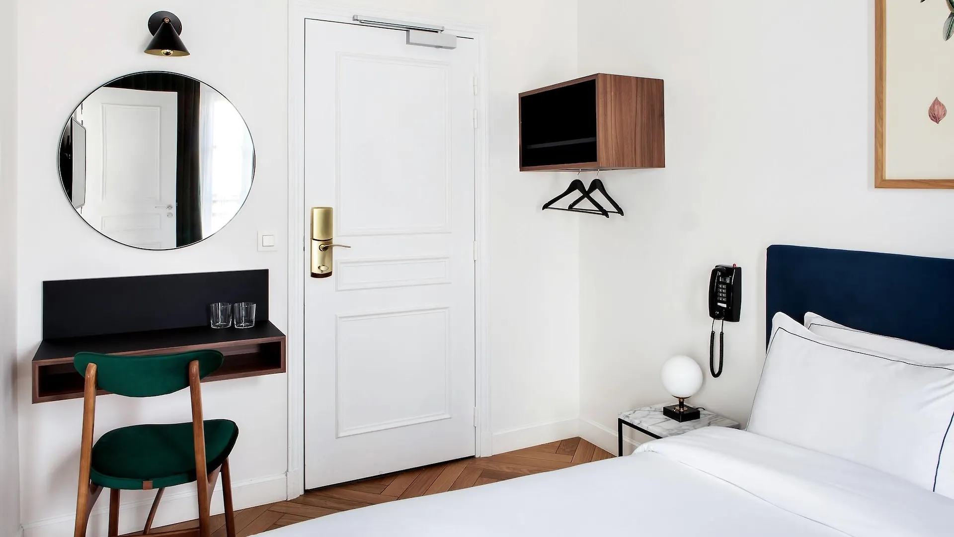Rendez-vous Batignolles 3* Paris