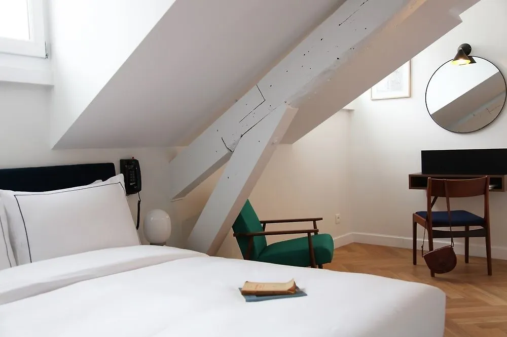 Otel Rendez-vous Batignolles Paris