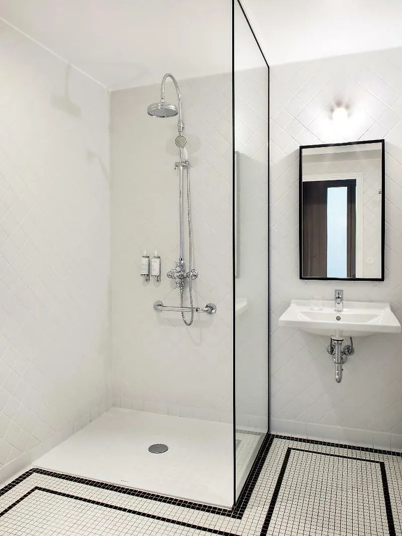 Otel Rendez-vous Batignolles
